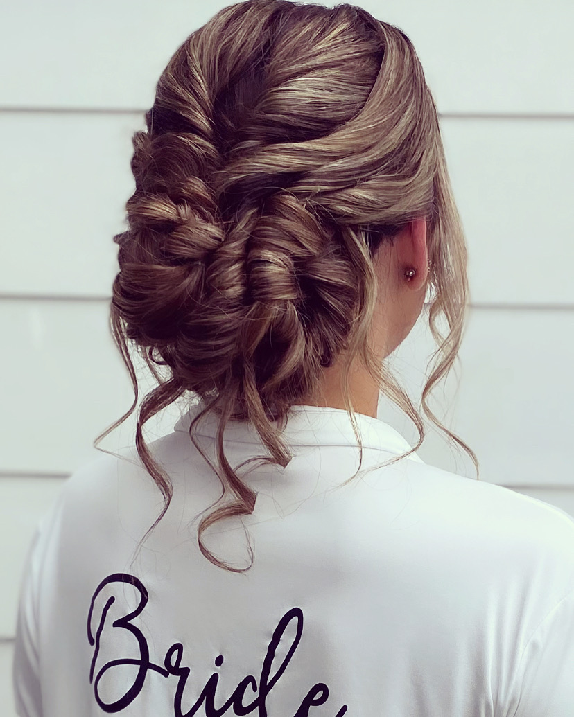 Jamie Lee bridal makeup and hair — photo 5