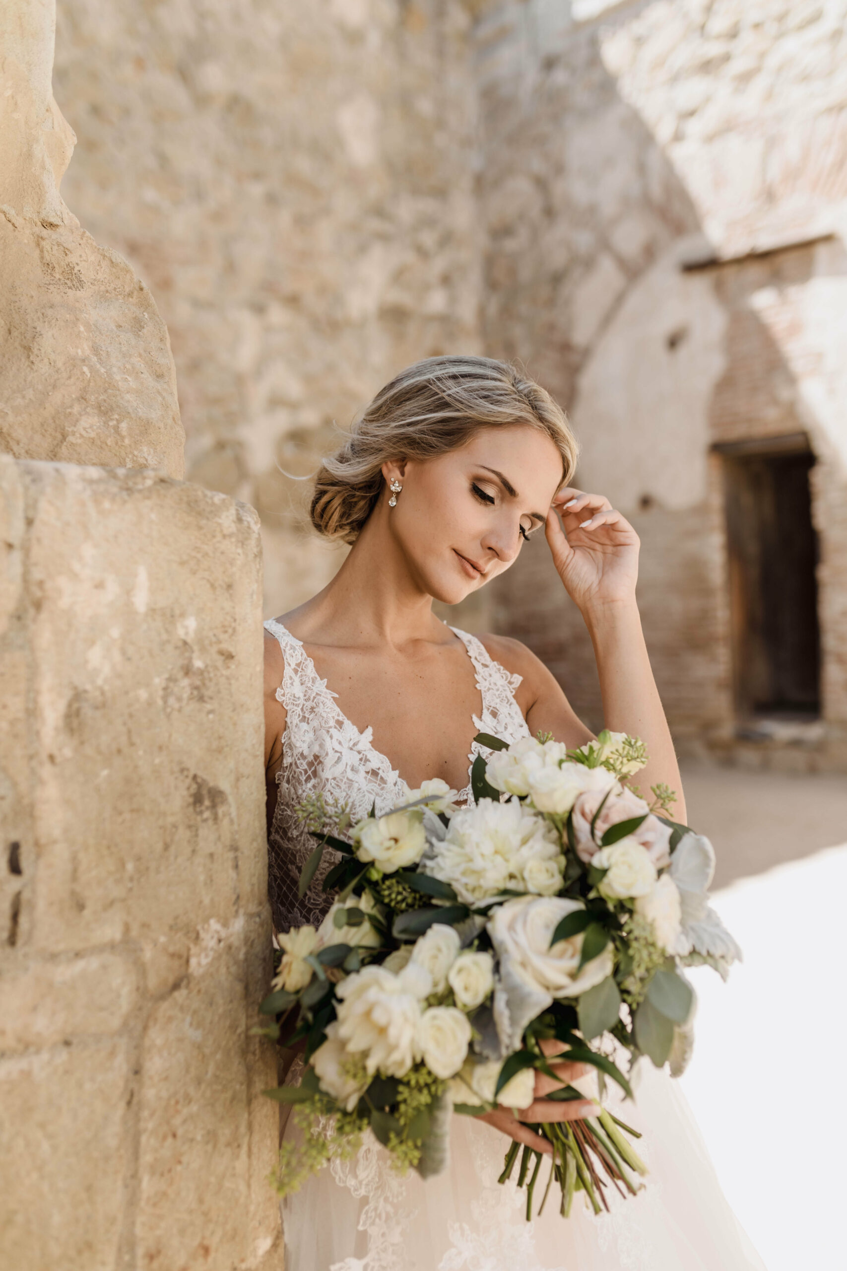 Jamie Lee bridal makeup and hair — photo 7