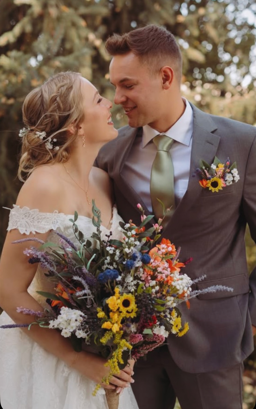 Jamie Lee bridal makeup and hair — photo 25